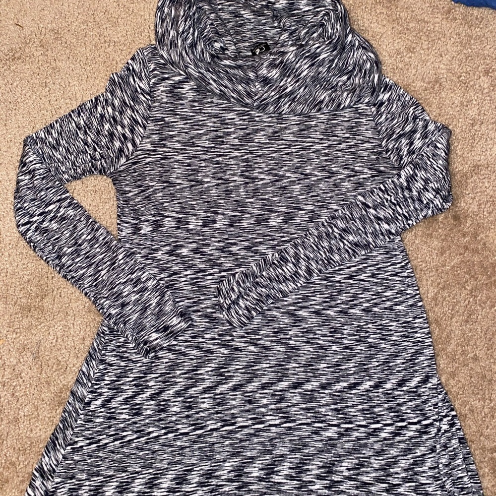 Cable & Guage Cowl Neck Long Sleeve